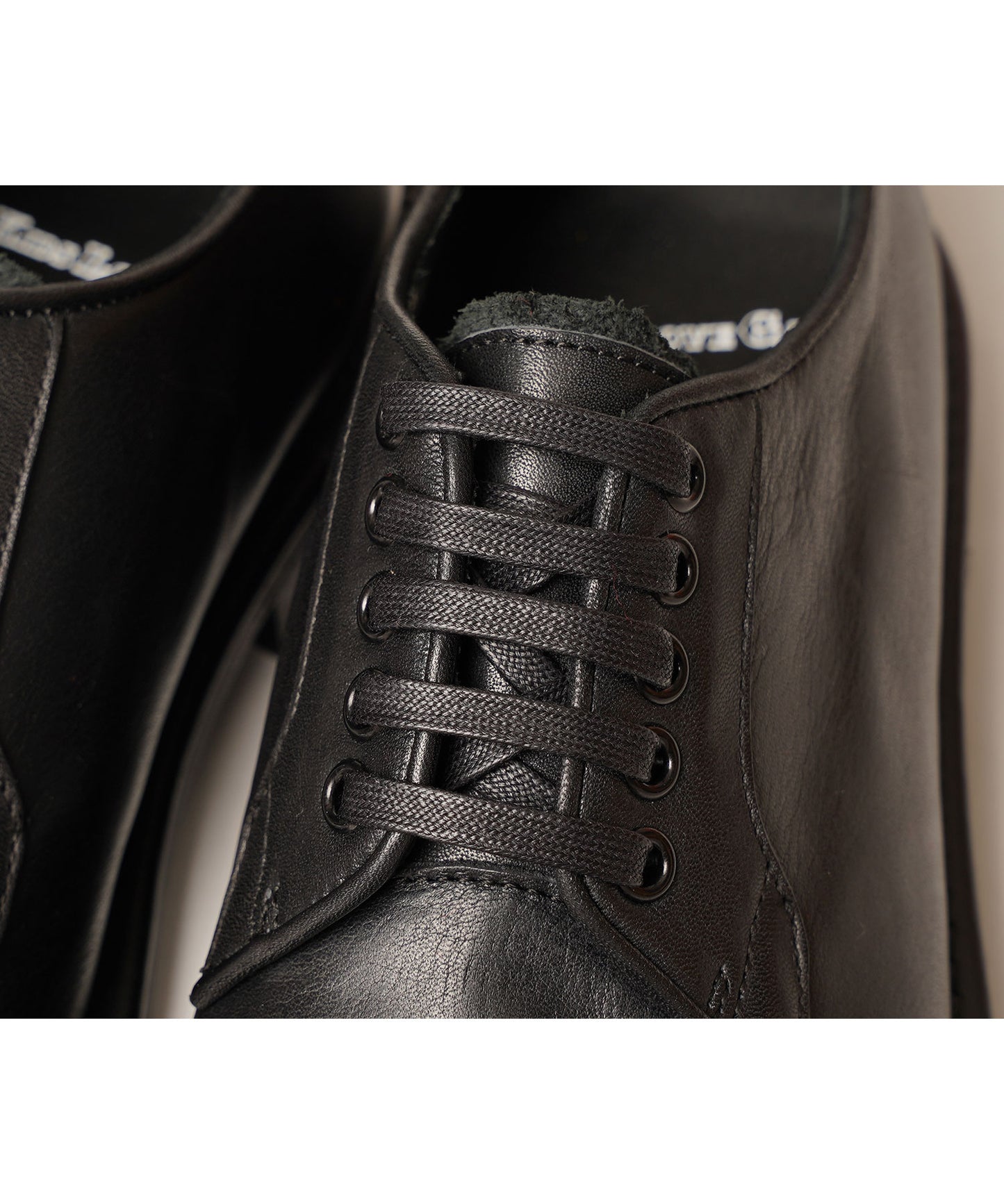 WALT - Black