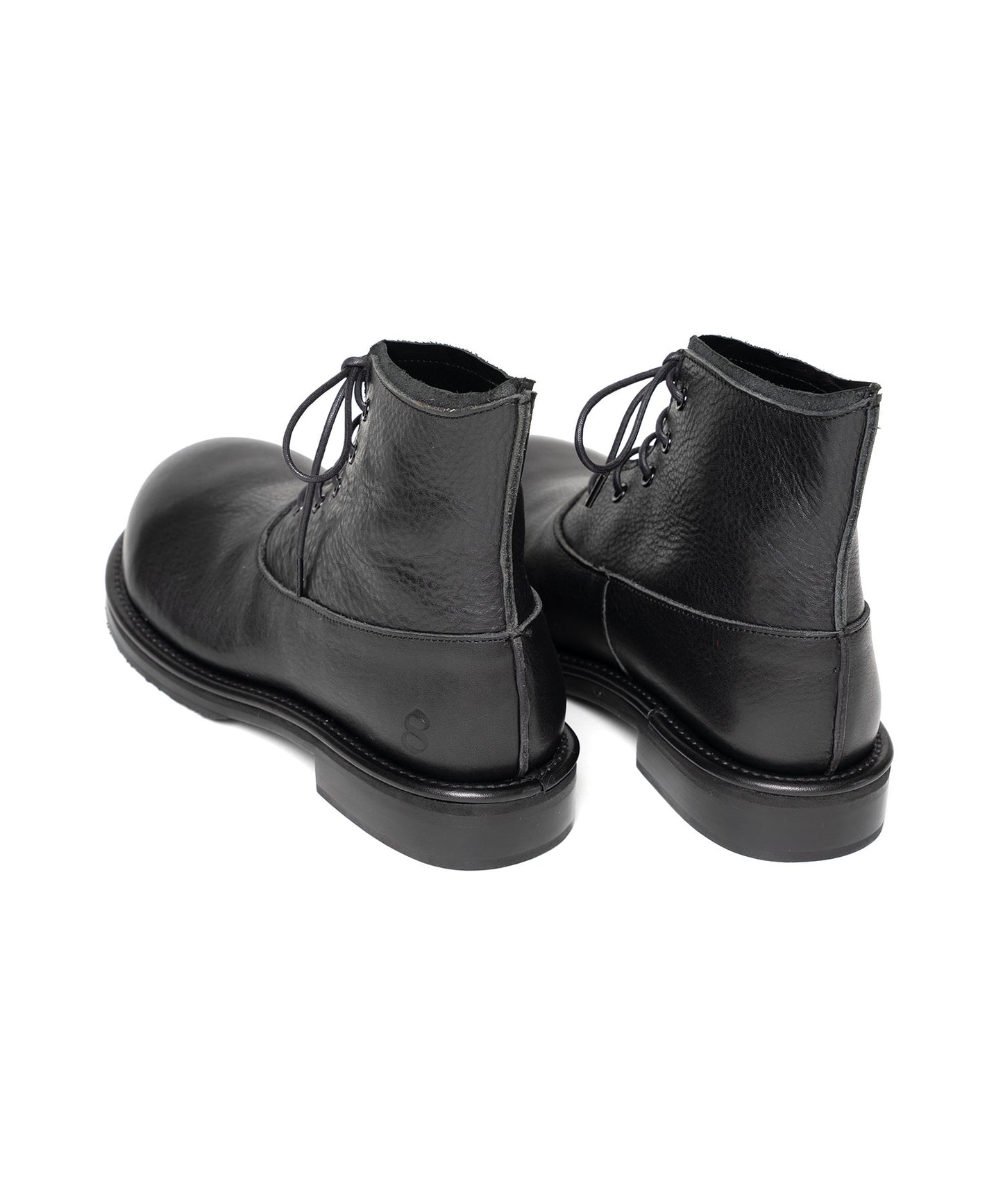 WILLARD - Black