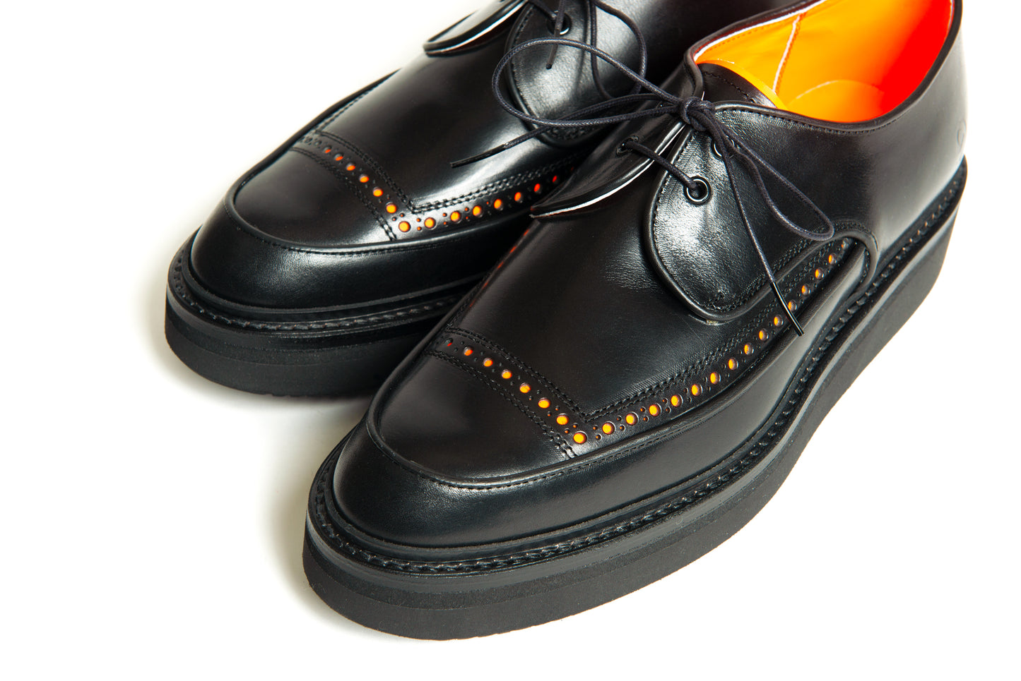 TOM - Black/Orange