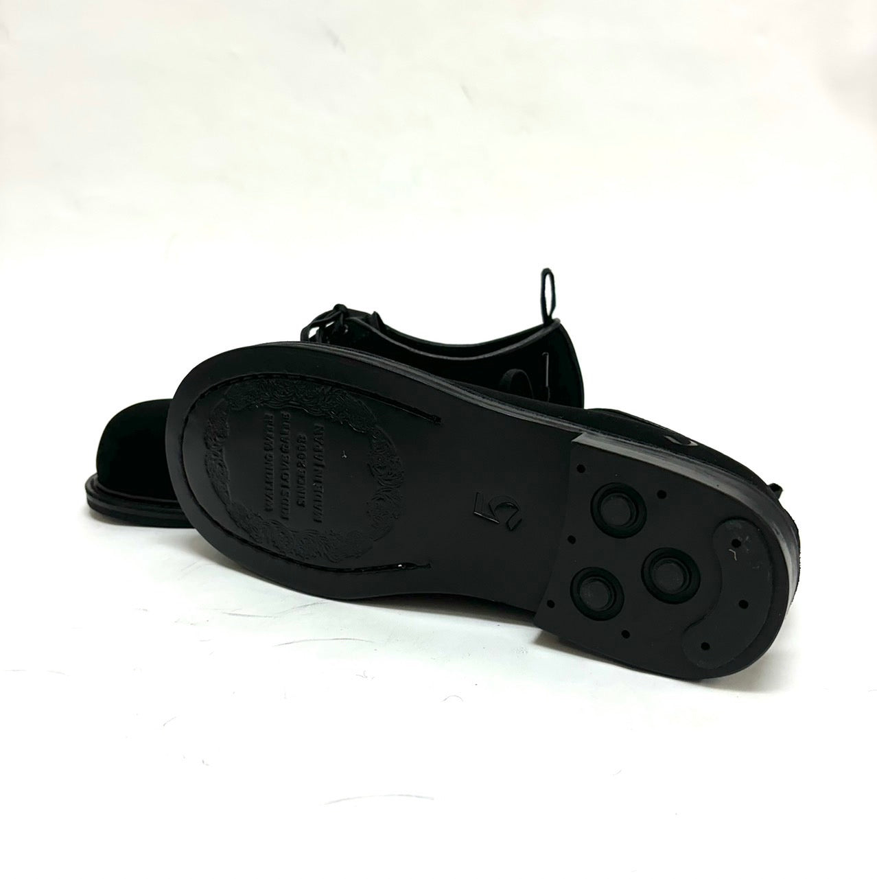 WALT - Black Suede